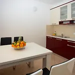 Apartment Domo