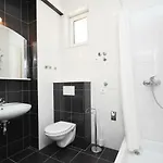 Apartment Domo Makarska
