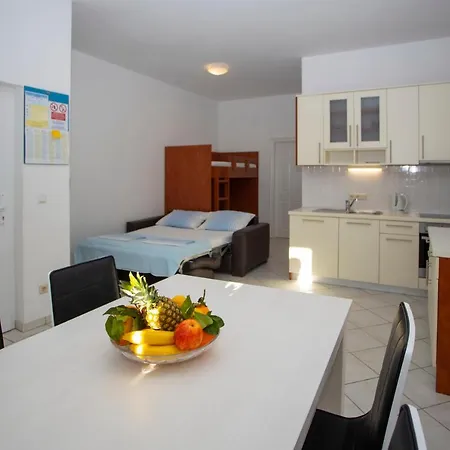 Domo Apartman